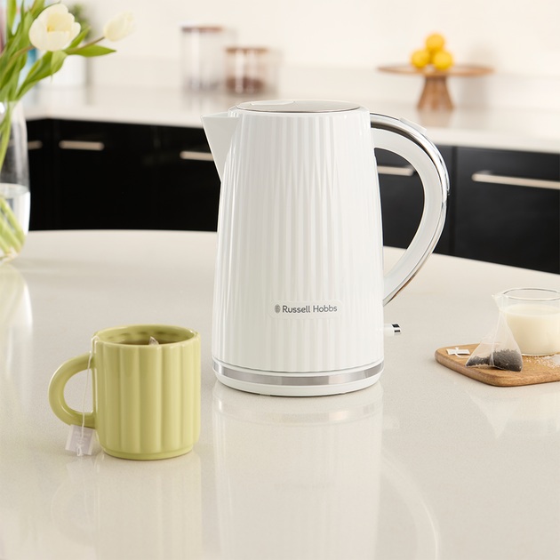 Чайник Russell Hobbs Eden 27360-70, білий