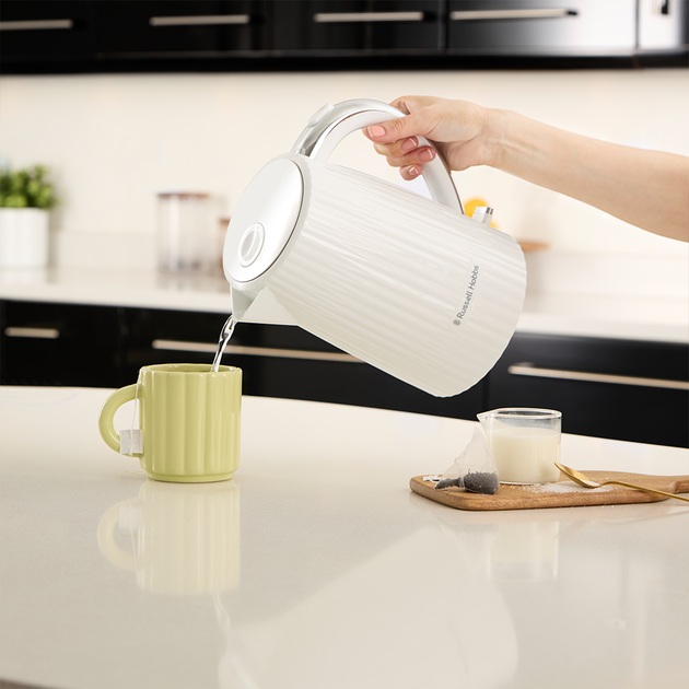 Чайник Russell Hobbs Eden 27360-70, білий