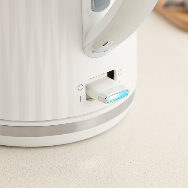 Чайник Russell Hobbs Eden 27360-70, білий