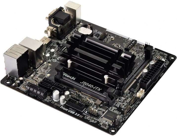 Материнська плата ASRock J5040-ITX