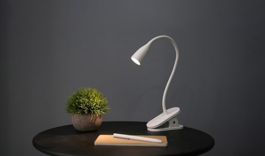 Yeelight J1 Spot LED Clip-on Table Lamp YLTD0702CN
