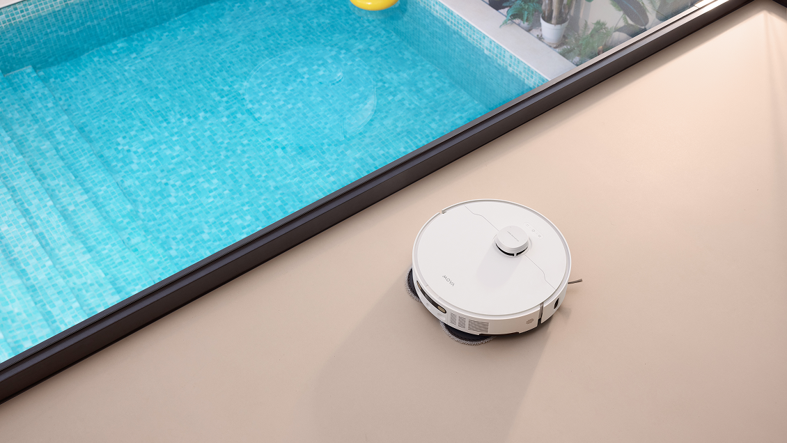 робот-пылесос MOVA