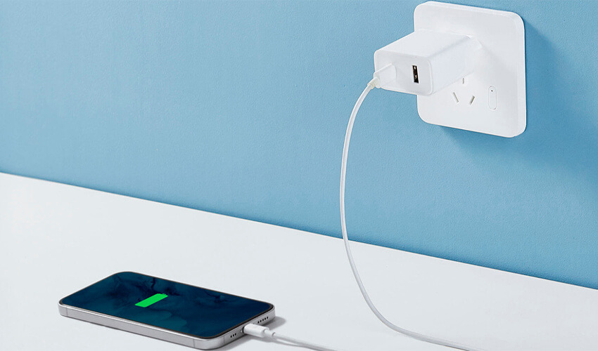 Підтримує технологію USB Power Delivery