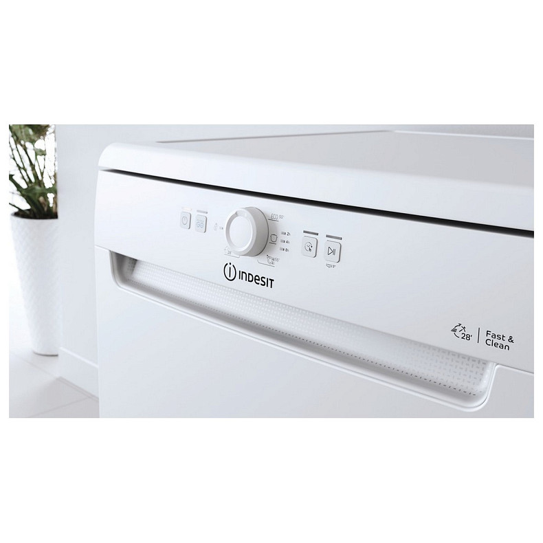 Посудомийка 60см Indesit DFE 1B19 13