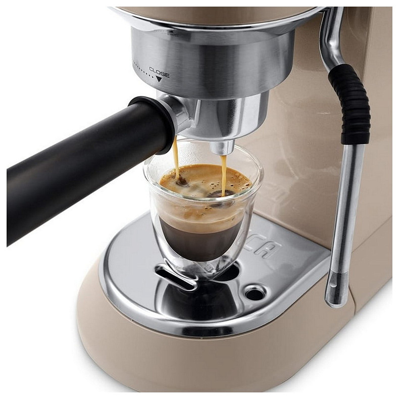 Кофеварка рожковая Delonghi EC 885 BG