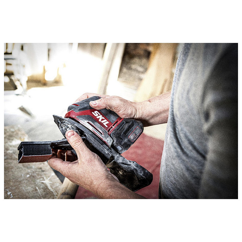 Шлифмашина вибрационная аккумуляторная SKIL 3720 (SR1E3720CC+BC1E3110AA)