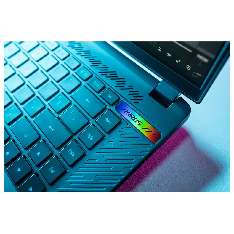 Ноутбук AORUS 16X 16.0 QHD 165Hz, Intel i7-13650HX, 16GB, F1TB, NVD4070-8, W11, черный