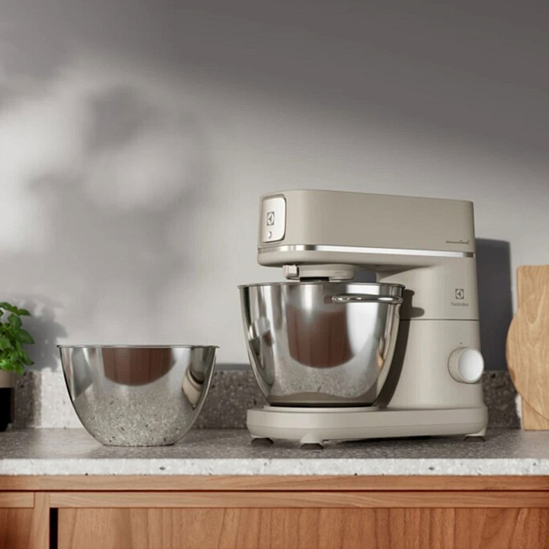 Кухонный комбайн Electrolux E6KM1-4PPT