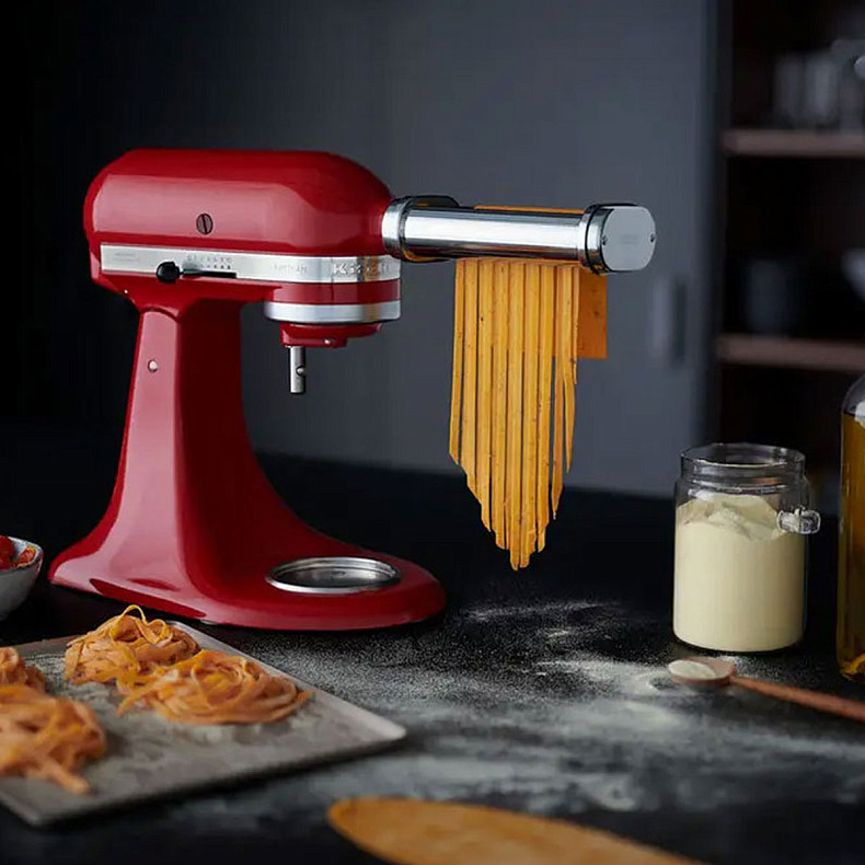 Кухонний комбайн KitchenAid Artisan 4,8 л 5KSM125EER з відкидним блоком червоний