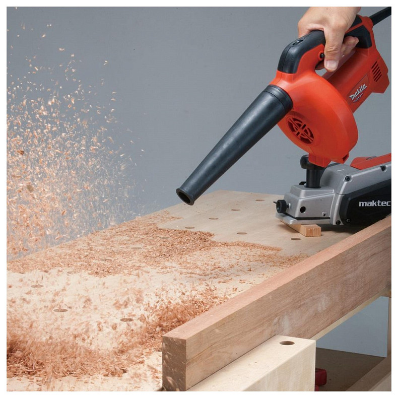 Воздуходув садовый Makita M4000 530Вт 174куб/час 1.5кг
