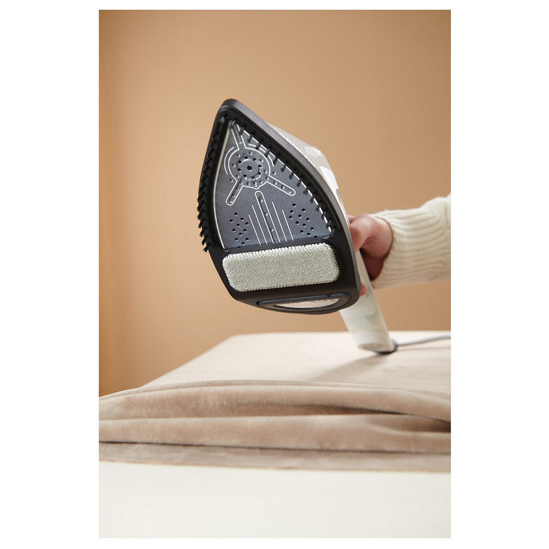 Утюг Sencor SSI0880BZ