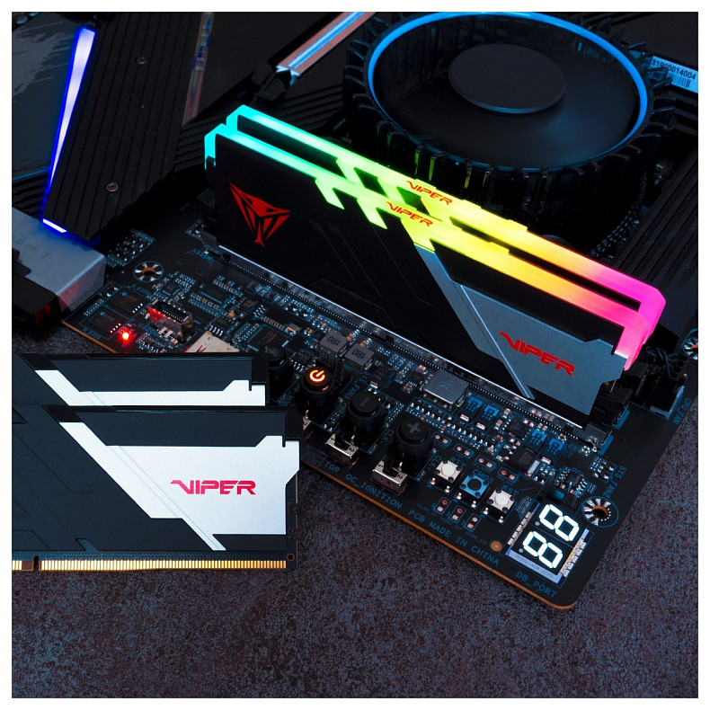 ОЗП DDR5 2x16GB/7000 Patriot Viper Venom RGB (PVVR532G700C32K)