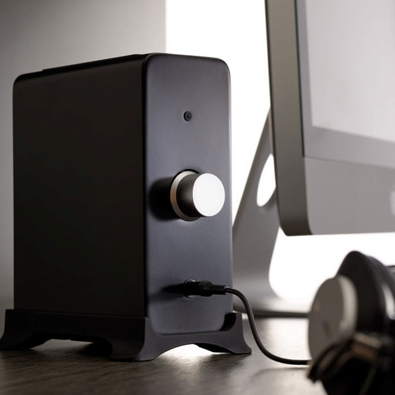 Усилитель Audioengine N22 2nd Gen Desktop Audio Amplifier