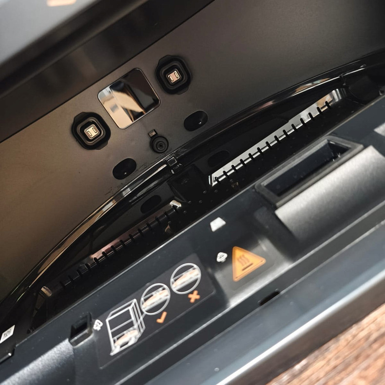 Робот-пилосос миючий Dreame Aqua 10 Roller Black - Уцінка