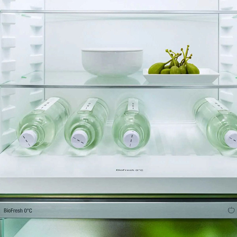 Вбудований двокамерний холодильник Liebherr Icbndi 5123