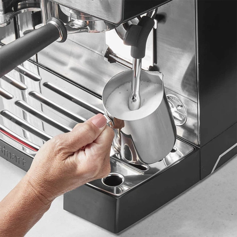 Кавоварка Cuisinart Bean-to-Cup EM640E