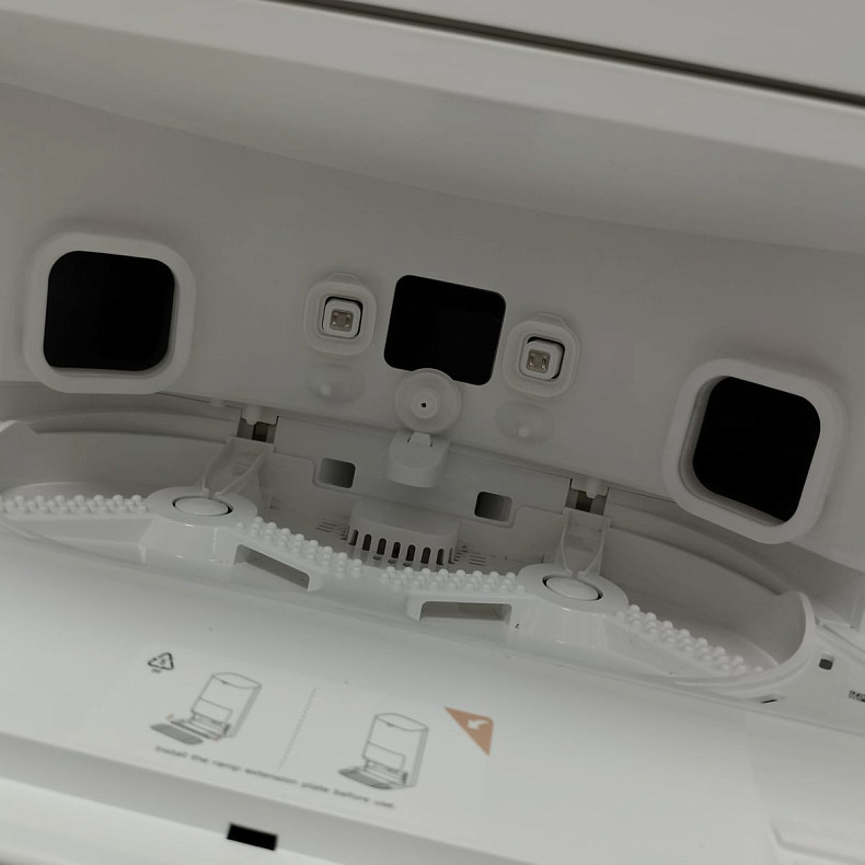 Робот-пылесос Mova E40 Ultra - Уценка