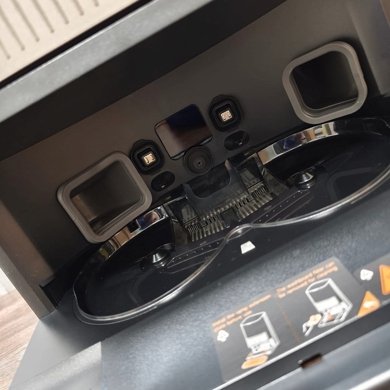 Робот-пилосос миючий Dreame L40s Pro Ultra Black - Уцінка