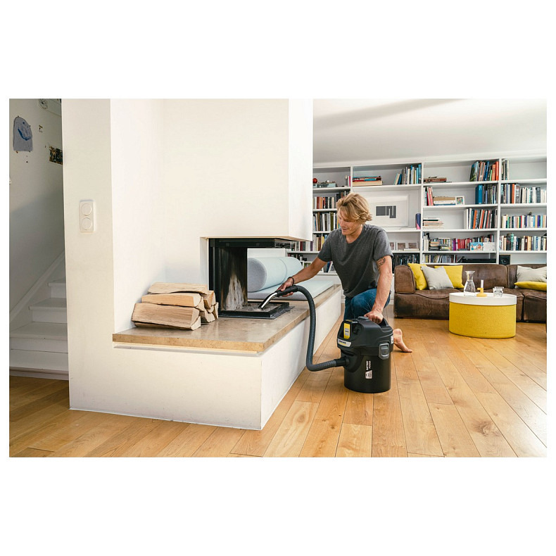 Професійний пилосос Karcher AD 2 Battery (1.348-300.0)