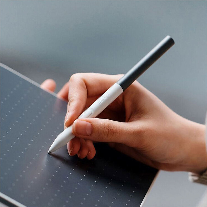Перо Wacom One (2023) бело-серое