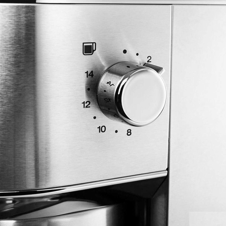 Кофемолка DeLonghi KG 520 M