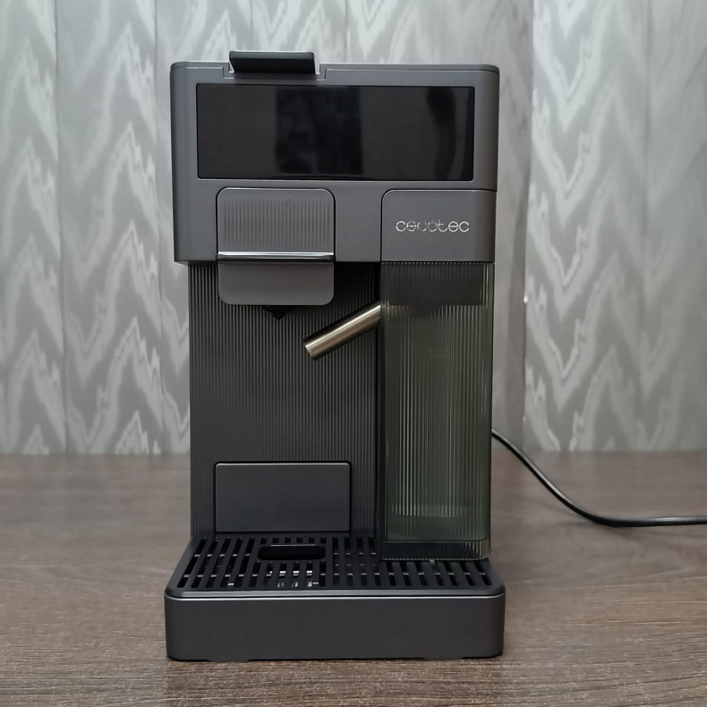 Кавоварка капсульна CECOTEC FreeStyle Latte - Уцінка