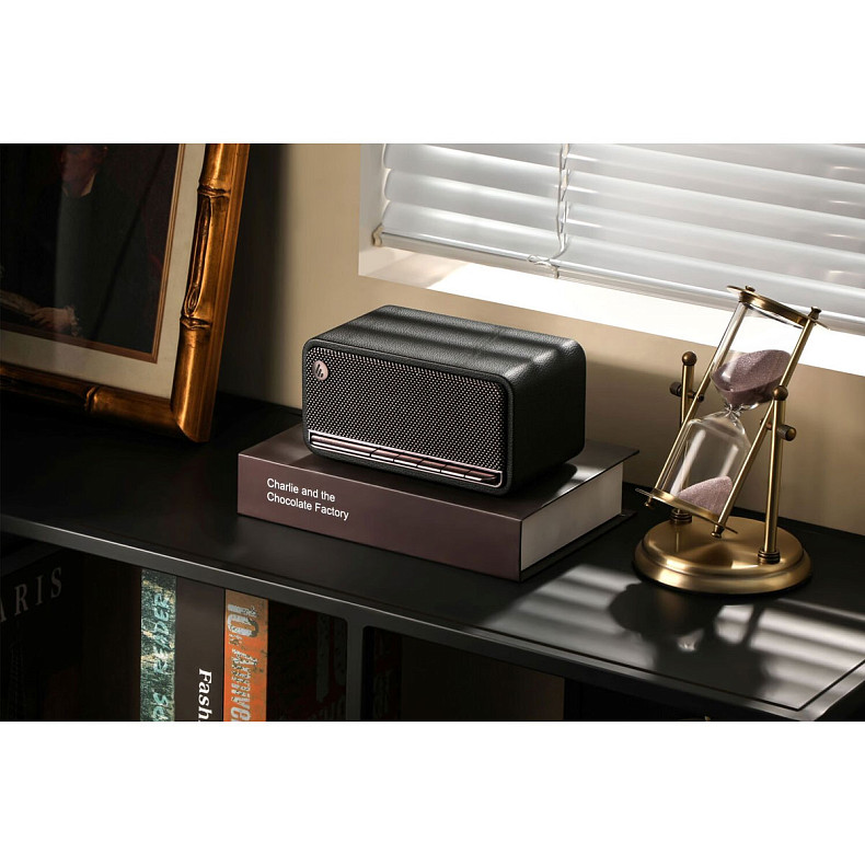 Портативна колонка Edifier MP230 Retro black