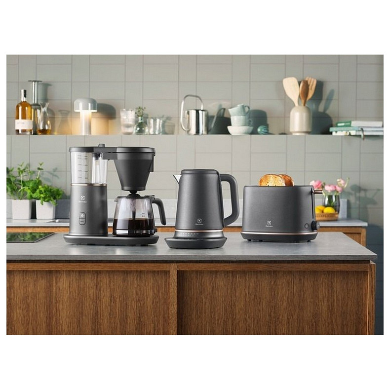 Тостер Electrolux E7T1-6BP