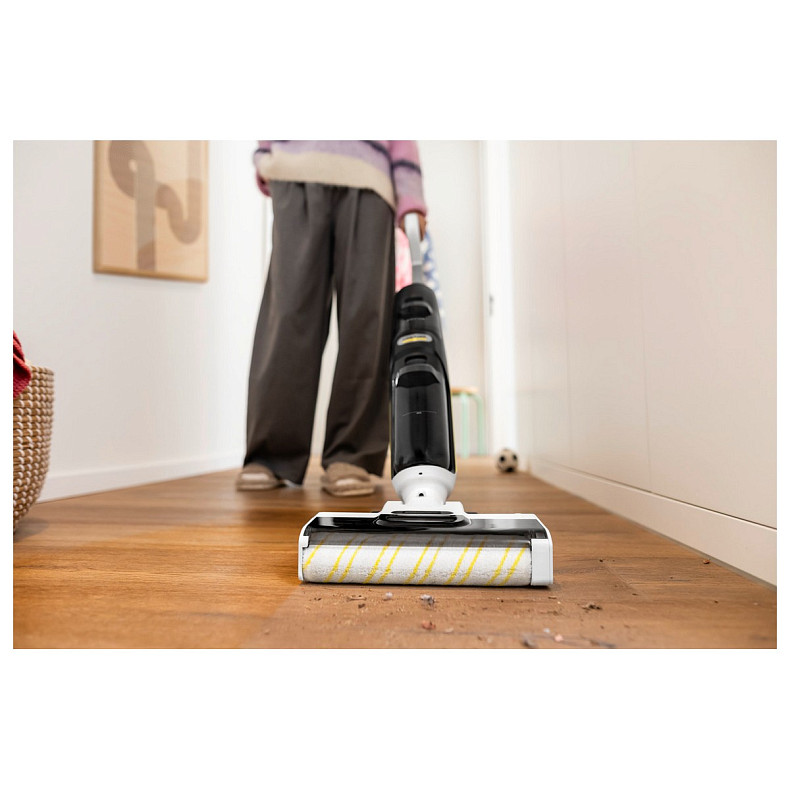 Пилосос Karcher безпровідний FCV 4, 180Вт, конт пил -0.45л, вода -0.75л, автон. робота до 45хв, вага