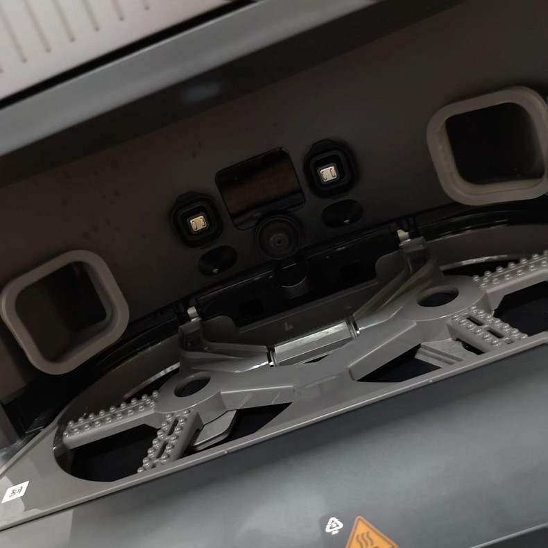Робот-пилосос миючий Dreame L40 Ultra AE Black - Уцінка