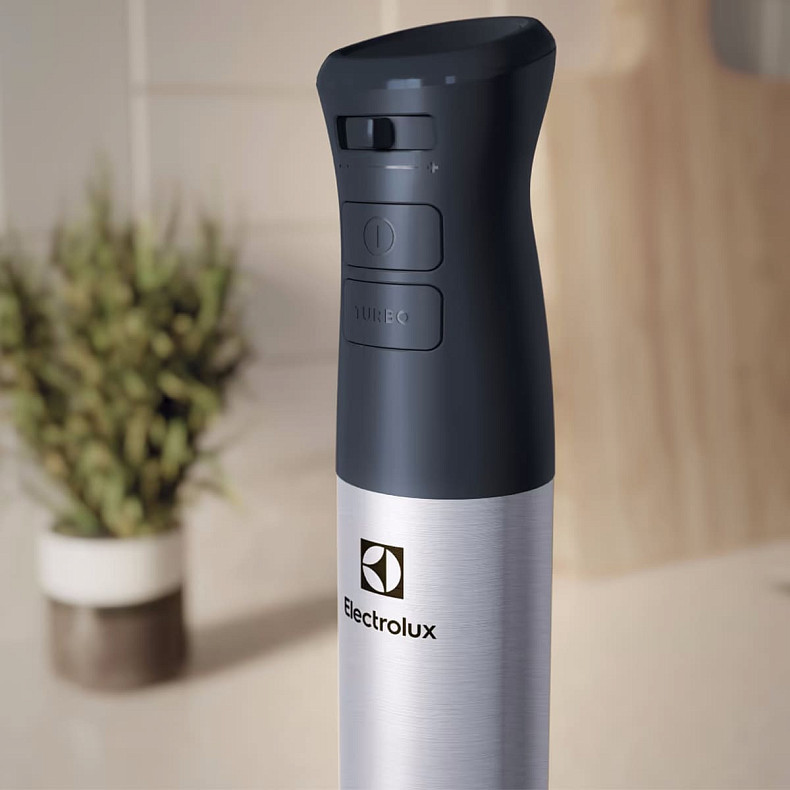 Блендер погружной Electrolux E5HB1-6SS