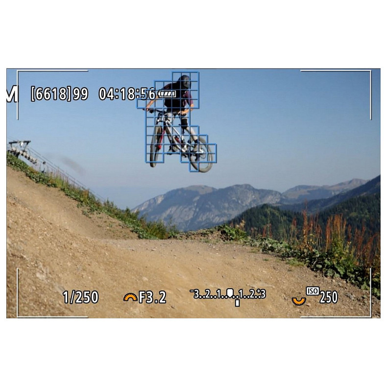 Цифрова фотокамера Canon EOS R6 Mark II + RF 24-105 f/4.0 L IS