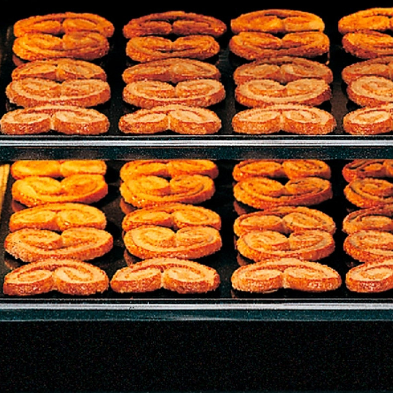 Плита газовая ZANUSSI ZCK57201BA