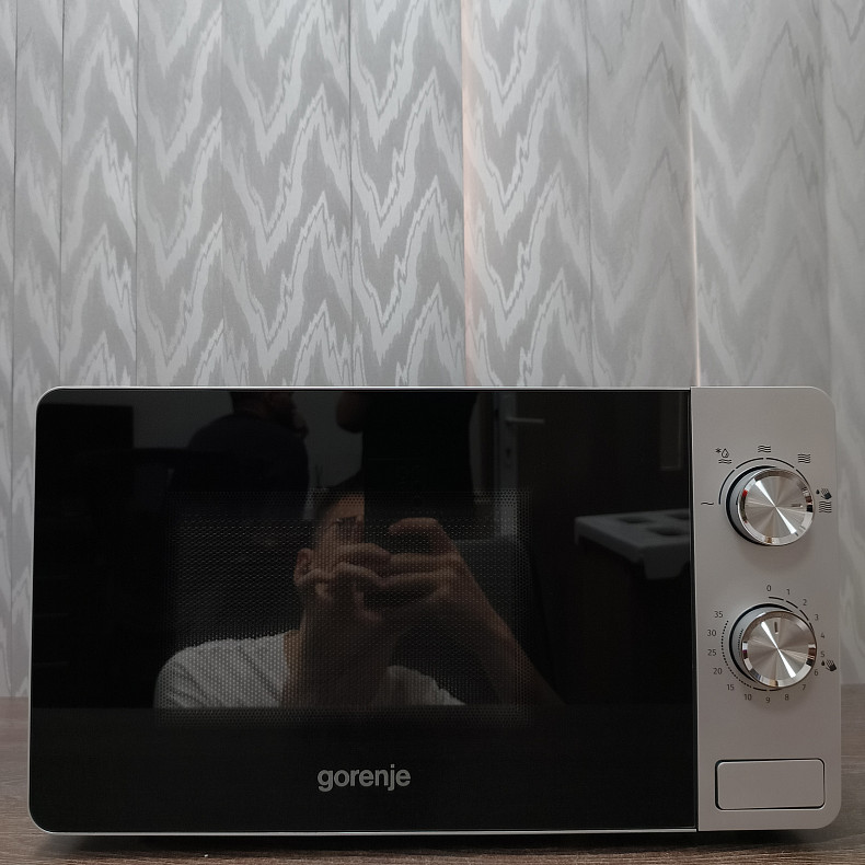 Мікрохвильова піч Gorenje MO 20 E1S - Уцінка