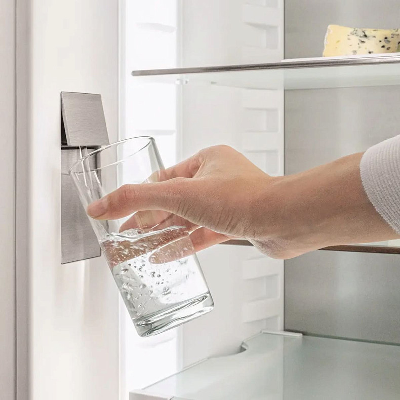 Однокамерний Холодильник Liebherr Irbdi 5180