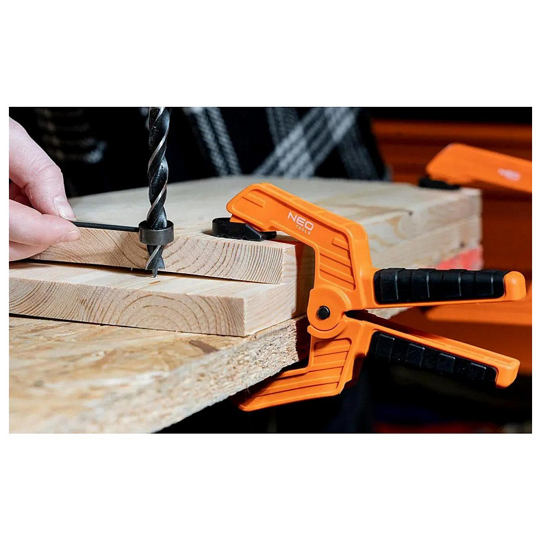 Струбцина Neo Tools (522)