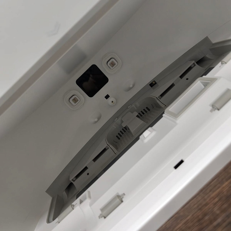 Робот-пилосос миючий Dreame Aqua 10 Ultra Track Complete White - Уцінка