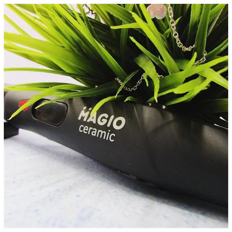 Утюжок (выпрямитель) для волос Magio MG-677