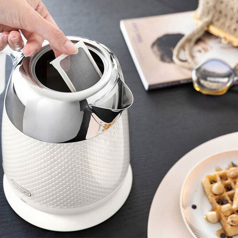 Электрочайник DeLonghi KBL 2001 W