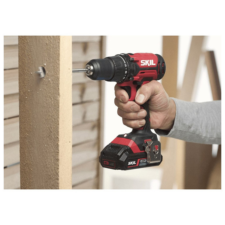 Шуруповерт-дрель аккумуляторная SKIL 3008 CA
