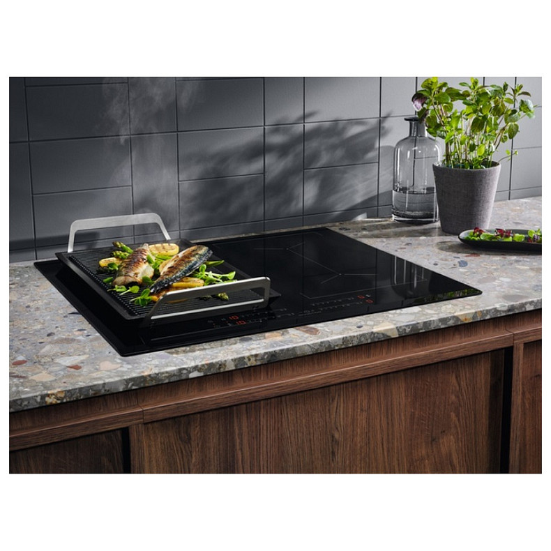 Варильна поверхня Electrolux CIV644