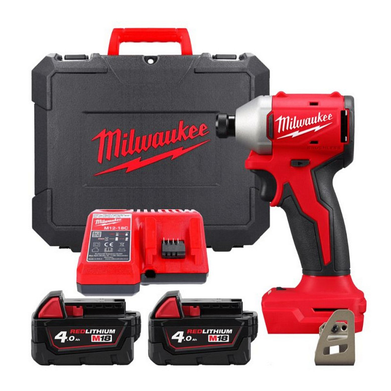Винтоверт ударный аккумуляторный Milwaukee M18 BLIDRC-402C