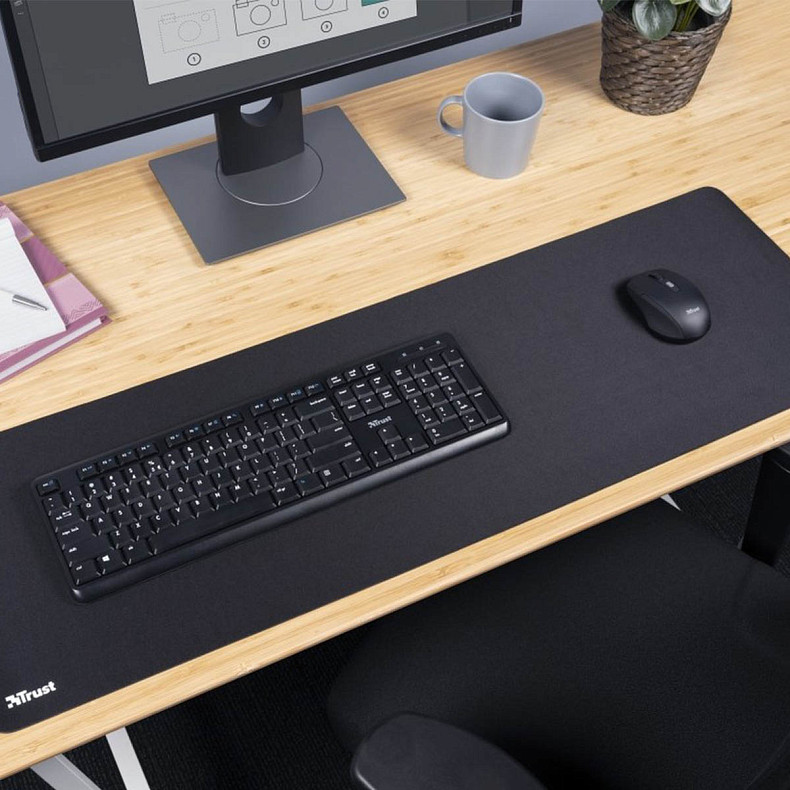 Коврик Trust Mouse Pad XXL Mouse Pad XXL