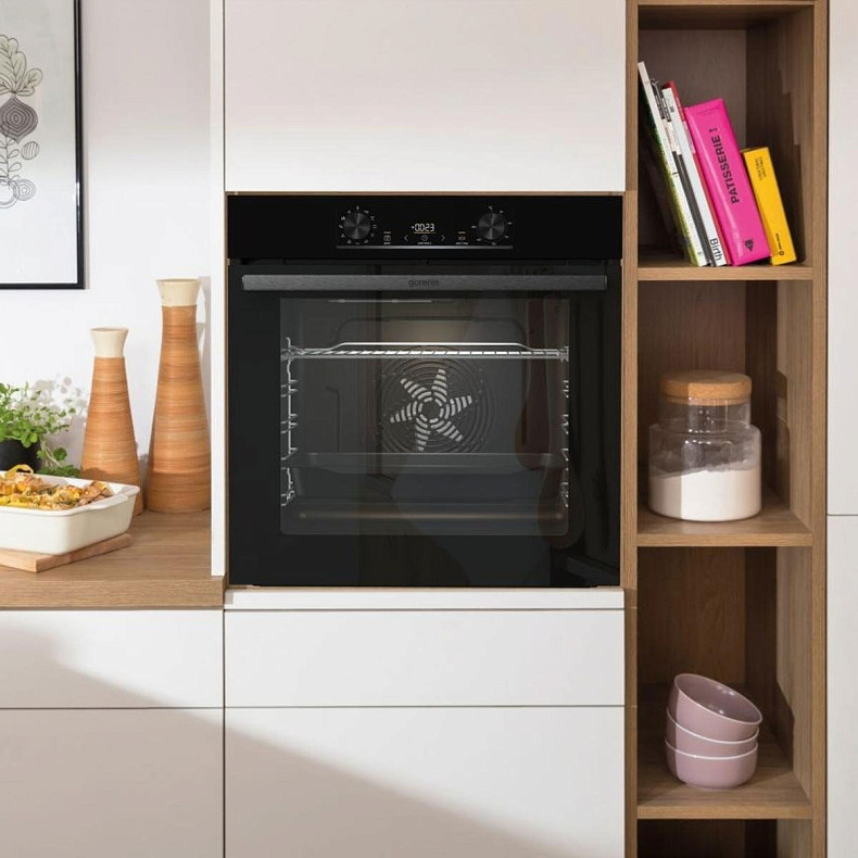 Комплект Дух.шкаф + Вар.поверхность газ. Gorenje BO6735E05B+GTW641EB
