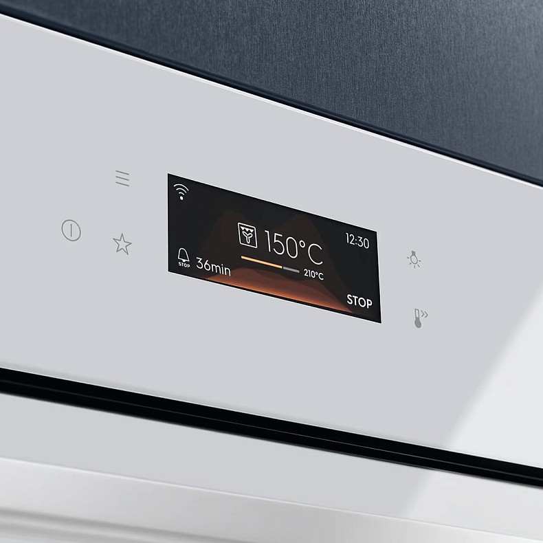 Духова шафа електрична Electrolux EOE8P39WV