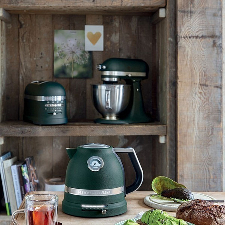 Электрочайник KitchenAid Artisan 1,5 л 5KEK1522EPP пальмовый