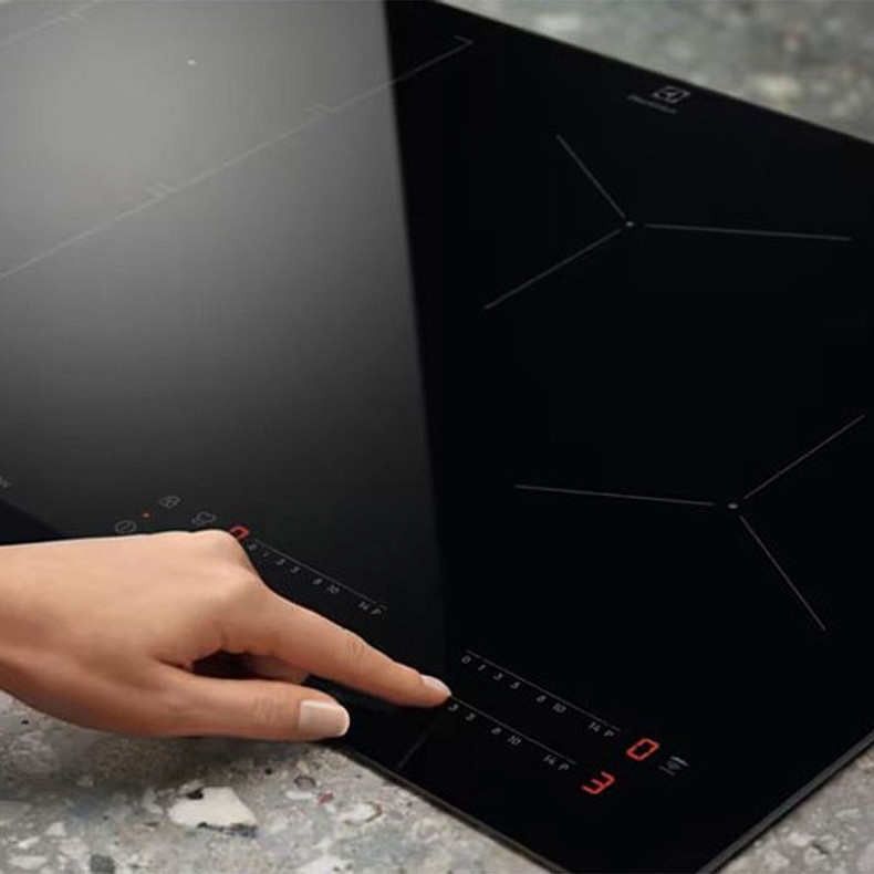 Варочная поверхность индукционная Electrolux EIV634