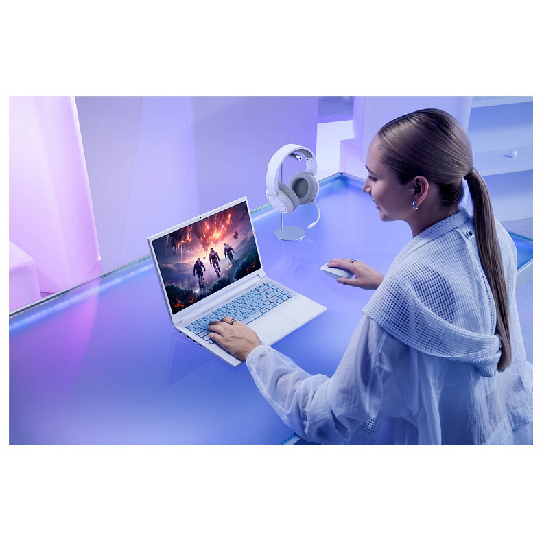 Ноутбук Acer Nitro V 14 ANV14-61 14.5" WQXGA IPS, AMD R7-8845HS, 32GB, F1TB, NVD4050-6, Lin, білий