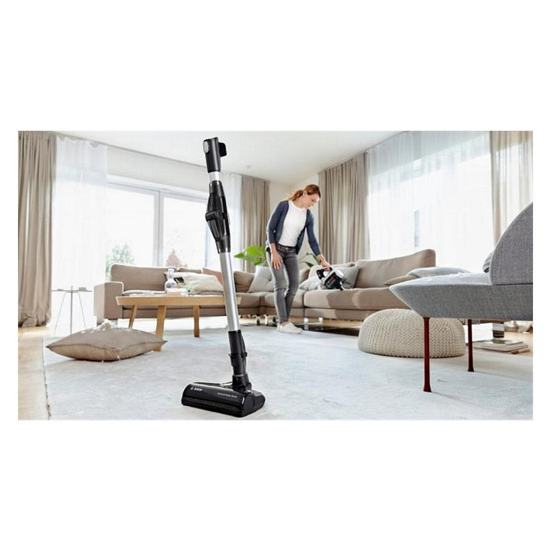 Аккумуляторный пылесос Bosch BBS711W