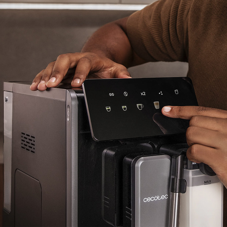 Кофемашина CECOTEC Cremmaet Lungo Latte